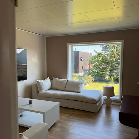 Holiday home Et Hus Dypt I Havet