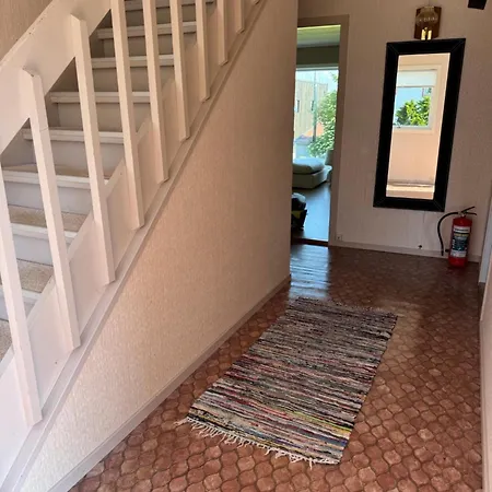 Et Hus Dypt I Havet *