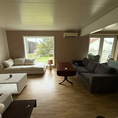 Et Hus Dypt I Havet Holiday home